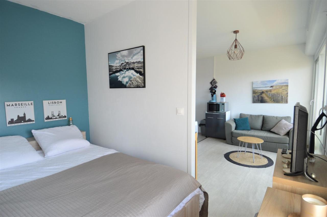 דירות קורסיי-סור-מר Studio Avec Chambre - Balcon Et A 20M De La Mer מראה חיצוני תמונה